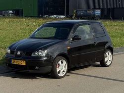Zwart Gebruikt 2004 Seat Arosa Sport Hatchback | € 1.800 (Eerlijke prijs)