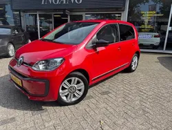 Rood Gebruikt 2018 VW up! Beats Hatchback | € 9.950 (Eerlijke prijs)