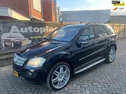 Zwart Gebruikt 2005 Mercedes 500 SUV | € 8.999 (Goede deal)