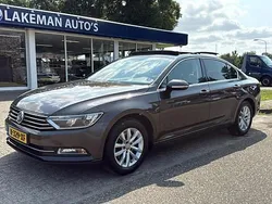 Bruin Gebruikt 2015 VW Passat Sedan | € 15.950