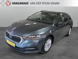 Grijs Gebruikt 2021 Skoda Octavia Business Line Stationwagen | € 21.790 (Goede deal)