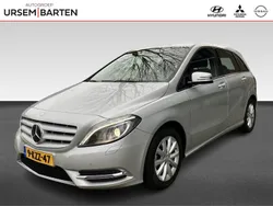 Grijs, metallic lak Gebruikt 2013 Mercedes B180 Ambition MPV | € 9.930 (Goede deal)