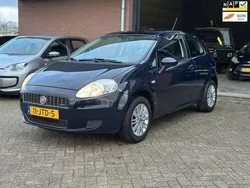 Blauw Gebruikt 2009 Fiat Grande Punto Lusso Hatchback | € 2.150 (Eerlijke prijs)