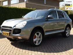 Porsche Cayenne Turbo