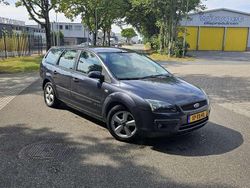 Blauw Gebruikt 2007 Ford Focus Futura Stationwagen | € 1.000 (Goede deal)