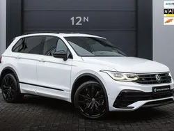 Wit Gebruikt 2022 VW Tiguan Business+ SUV | € 36.950 (Eerlijke prijs)