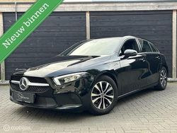 Zwart Gebruikt 2021 Mercedes A180 Business Hatchback | € 23.950 (Eerlijke prijs)