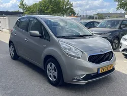 Grijs Gebruikt 2016 Kia Venga Hatchback | € 13.450 (Iets duurder)