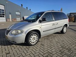 Grijs Gebruikt 2005 Chrysler Voyager MPV | € 1.950