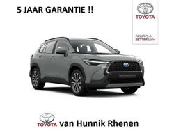 Grijs, metallic lak Gebruikt 2024 Toyota Corolla Cross Style SUV | € 34.950