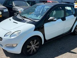 Zwart Gebruikt 2005 Smart ForFour Pulse Hatchback | € 2.650 (Eerlijke prijs)
