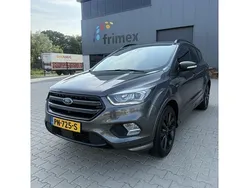 Grijs Gebruikt 2017 Ford Kuga ST-Line SUV | € 15.000 (Eerlijke prijs)