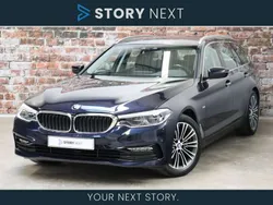 Blauw, metallic lak Gebruikt 2019 BMW 520 Executive Stationwagen | € 24.950 (Super prijs)