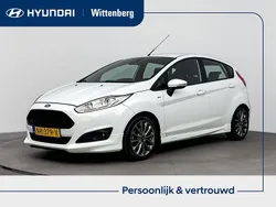 Wit Gebruikt 2017 Ford Fiesta ST-Line Hatchback | € 9.900 (Eerlijke prijs)