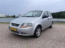 Grijs Gebruikt 2006 Chevrolet Kalos Hatchback | € 1.399 (Eerlijke prijs)