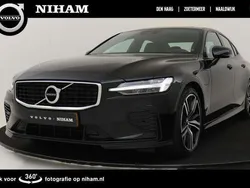 Zwart, metallic lak Gebruikt 2020 Volvo S60 R-Design Sedan | € 35.790 (Iets duurder)