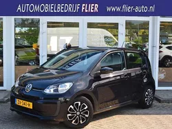 Zwart Gebruikt 2019 VW up! Executive Hatchback | € 10.175 (Eerlijke prijs)