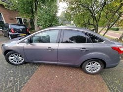 Beige Gebruikt 2014 Ford Focus Sedan | € 4.500 (Super prijs)
