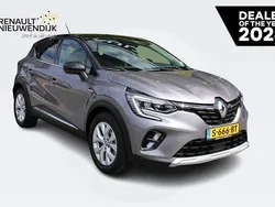 Grijs Gebruikt 2023 Renault Captur Intens SUV | € 21.995 (Eerlijke prijs)