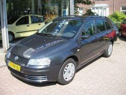 Grijs Gebruikt 2003 Fiat Stilo Dynamic Stationwagen | € 5.000