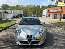 Grijs Gebruikt 2015 Alfa Romeo MiTo Exclusive Hatchback | € 3.999 (Iets duurder)