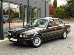 Zwart Gebruikt 1992 BMW 525 Sedan | € 29.950