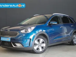 Blauw Gebruikt 2018 Kia Niro SUV | € 15.995 (Goede deal)