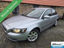 Grijs Gebruikt 2006 Volvo S40 Sedan | € 2.240 (Goede deal)