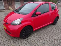 Rood Gebruikt 2006 Toyota Aygo Comfort Hatchback | € 1.850 (Eerlijke prijs)