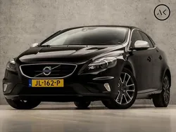 Zwart Gebruikt 2016 Volvo V40 R-Design Stationwagen | € 14.945 (Eerlijke prijs)