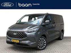 Grijs, metallic lak Nieuw 2025 Ford Tourneo Titanium X MPV | € 77.990 (Eerlijke prijs)