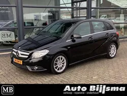Zwart Gebruikt 2012 Mercedes B180 Ambition MPV | € 10.995 (Eerlijke prijs)