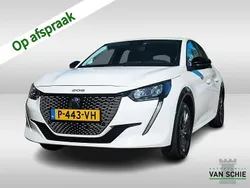 Wit Gebruikt 2022 Peugeot e-208 Active Hatchback | € 16.000 (Goede deal)