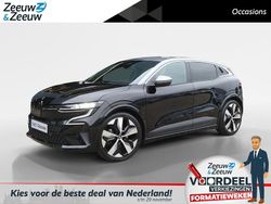 Zwart Gebruikt 2023 Renault Mégane Techno Hatchback | € 28.450 (Eerlijke prijs)