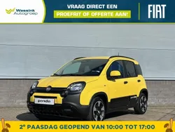 Yellow solid Nieuw 2025 Fiat Panda Hatchback | € 21.340 (Eerlijke prijs)