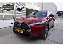 Rood Gebruikt 2024 Toyota Corolla Cross Style SUV | € 35.450 (Eerlijke prijs)