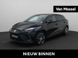 Zwart Gebruikt 2023 MG MG4 EV Luxury Hatchback | € 23.900 (Eerlijke prijs)