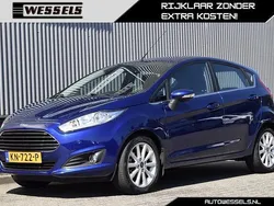 Blauw, metallic lak Gebruikt 2016 Ford Fiesta Titanium Hatchback | € 7.250 (Eerlijke prijs)