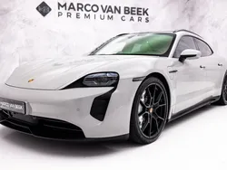 Grijs Gebruikt 2022 Porsche Taycan GTS Sedan | € 84.850