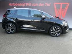 Zwart Gebruikt 2022 Renault Scénic IV Intens MPV | € 21.490 (Eerlijke prijs)