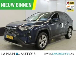 Blauw, metallic lak Gebruikt 2020 Toyota RAV4 Hybrid Executive SUV | € 36.995 (Iets duurder)