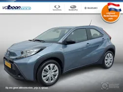 Grijs Gebruikt 2024 Toyota Aygo Play Hatchback | € 17.450 (Goede deal)