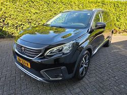 Zwart Gebruikt 2017 Peugeot 5008 Allure MPV | € 17.950