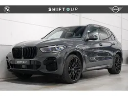 Grijs Gebruikt 2023 BMW X5 M Sport SUV | € 76.940 (Iets duurder)