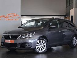 Grijs Gebruikt 2020 Peugeot 308 SW Style Stationwagen | € 10.999