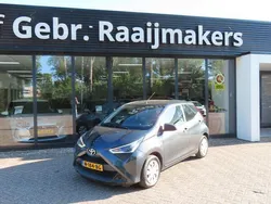 Grijs Gebruikt 2021 Toyota Aygo Hatchback | € 10.900 (Eerlijke prijs)