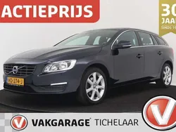 Blauw, metallic lak Gebruikt 2015 Volvo V60 Momentum Stationwagen | € 11.945 (Goede deal)
