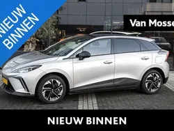 Zilver Nieuw 2025 MG MG4 EV Trophy Hatchback | € 36.250 (Iets duurder)