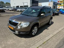 Bruin, metallic lak Gebruikt 2011 Skoda Yeti Tour SUV | € 7.950 (Eerlijke prijs)