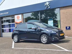 Zwart Gebruikt 2016 Peugeot 208 Hatchback | € 8.400 (Eerlijke prijs)